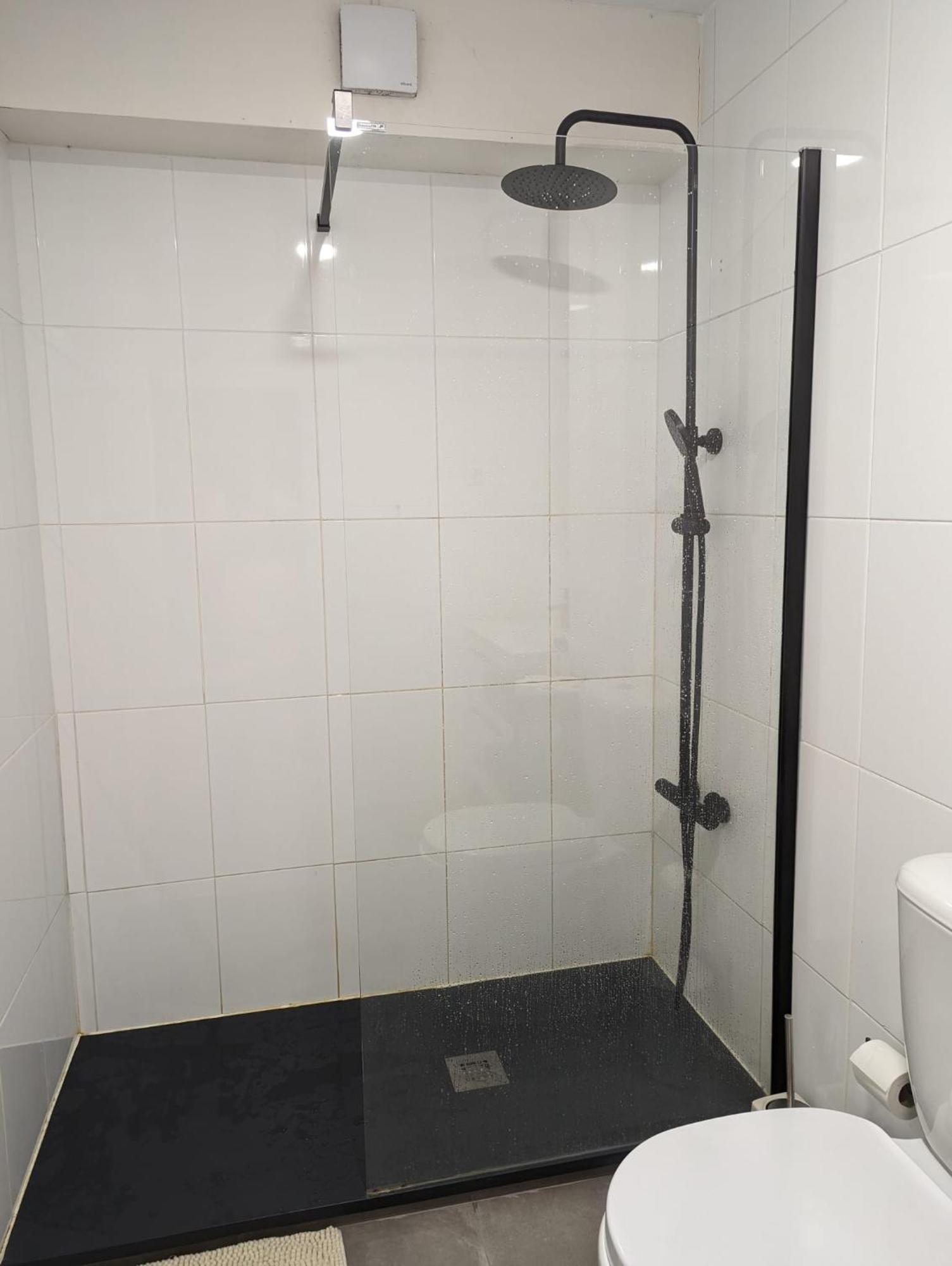 Pine Tree Apartment Порто Екстериор снимка