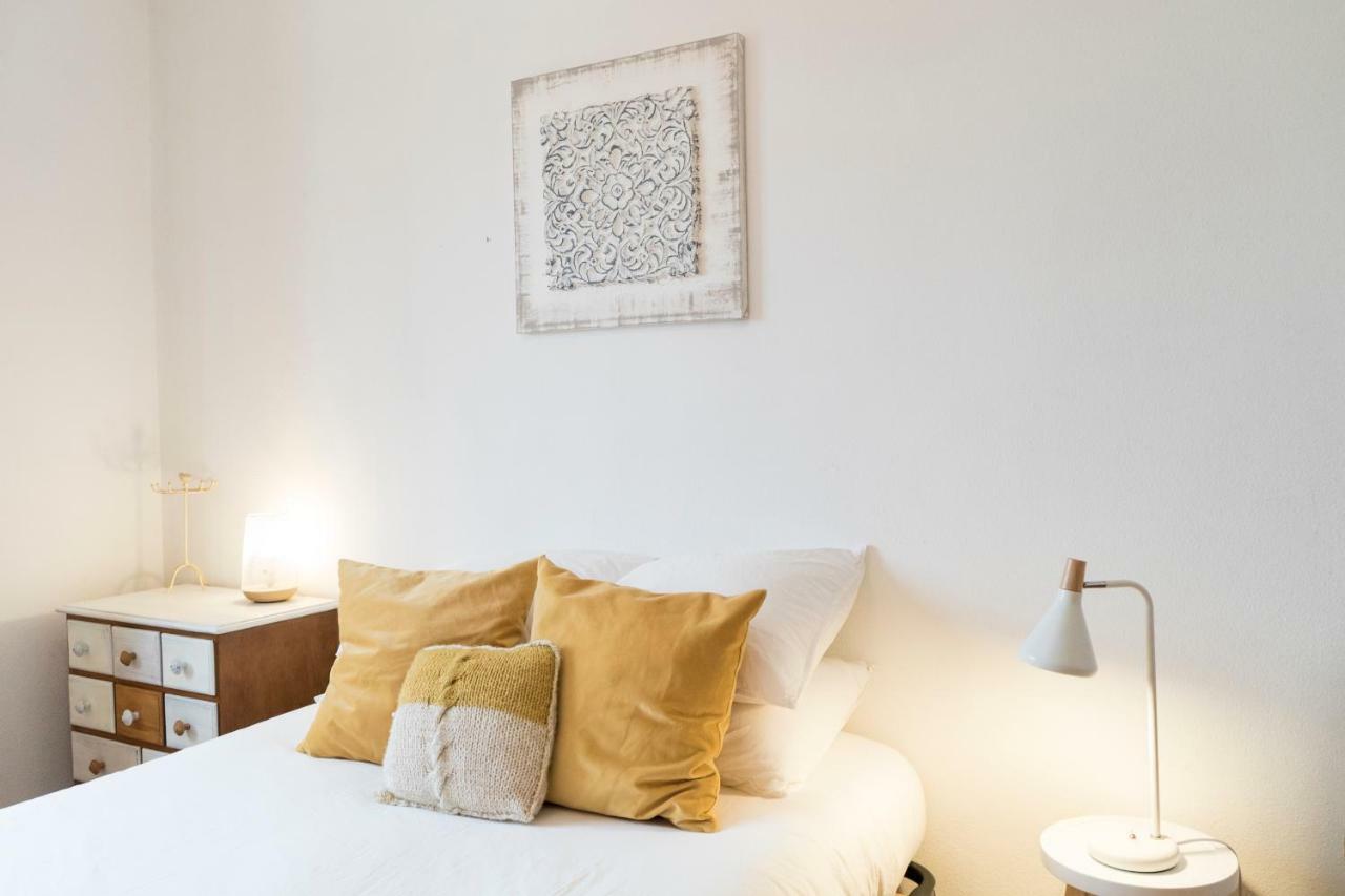 Pine Tree Apartment Порто Екстериор снимка
