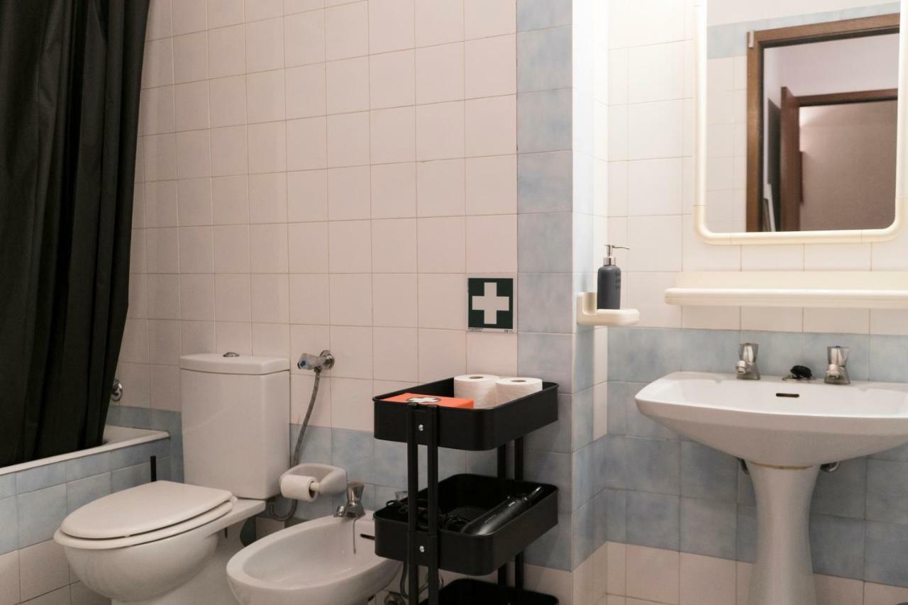 Pine Tree Apartment Порто Екстериор снимка